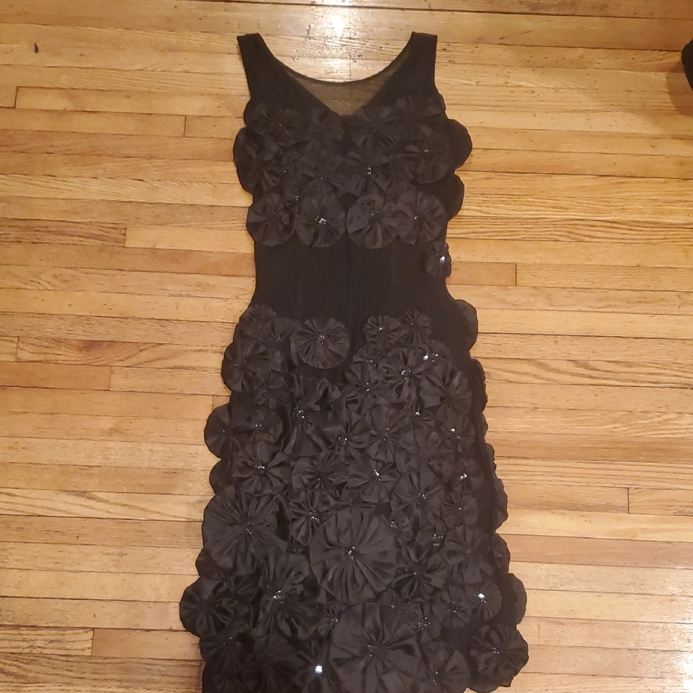 Issue New York Black Floral Midi Dress